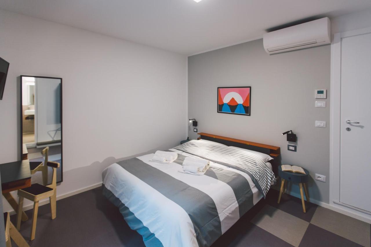 New Apartment With Patio سيراكوزا المظهر الخارجي الصورة